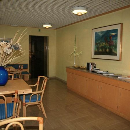 Albergo Benito Понте-нелле-Альпи Экстерьер фото